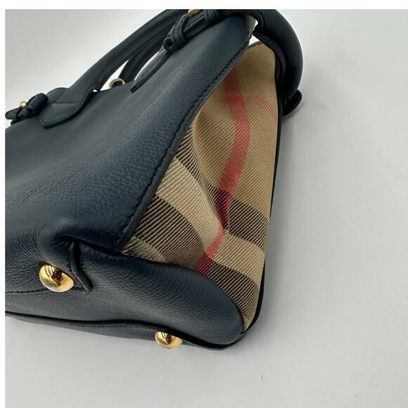 Burberry Tote Canvas - Picture 6 of 13
